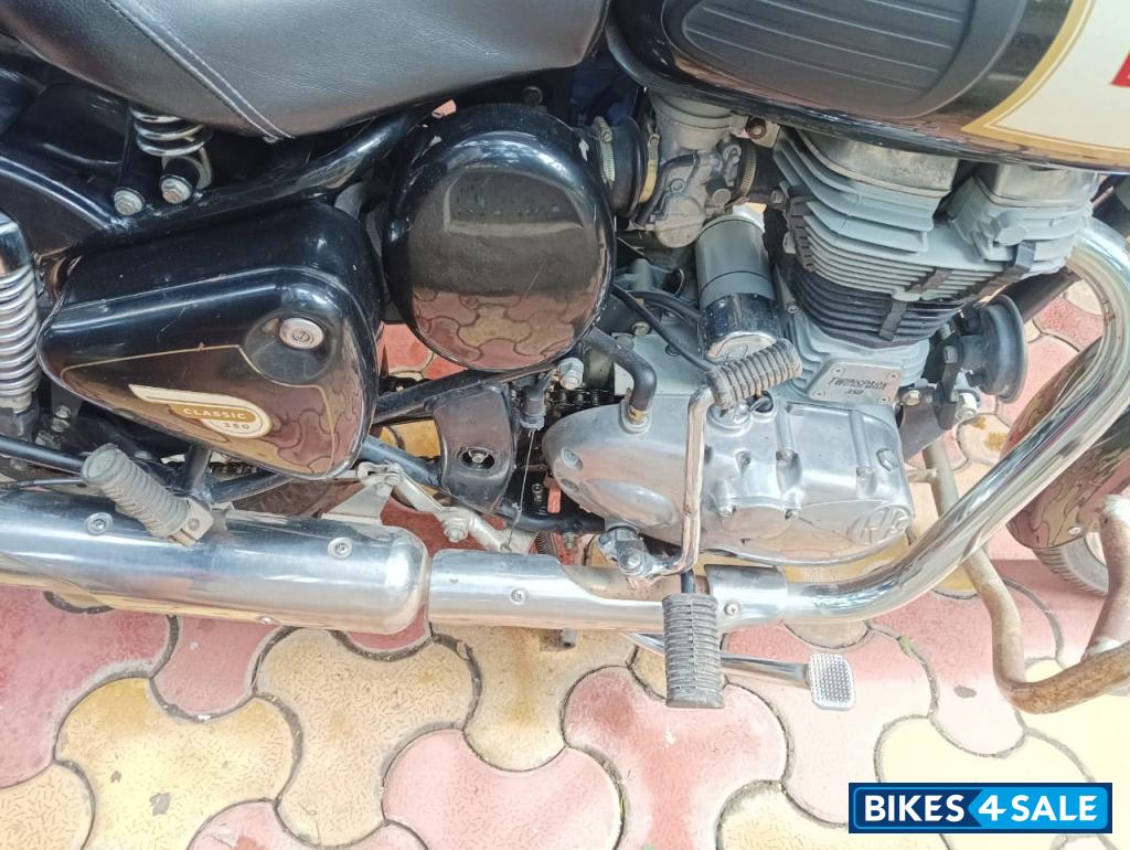 Black Royal Enfield Classic 350