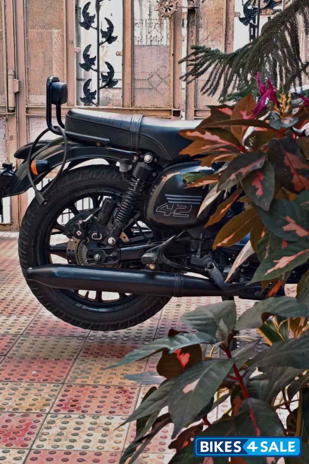 Black Jawa 42 Dual Channel ABS AllStar Black