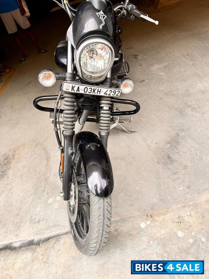 Bajaj Avenger Street 160 BS6