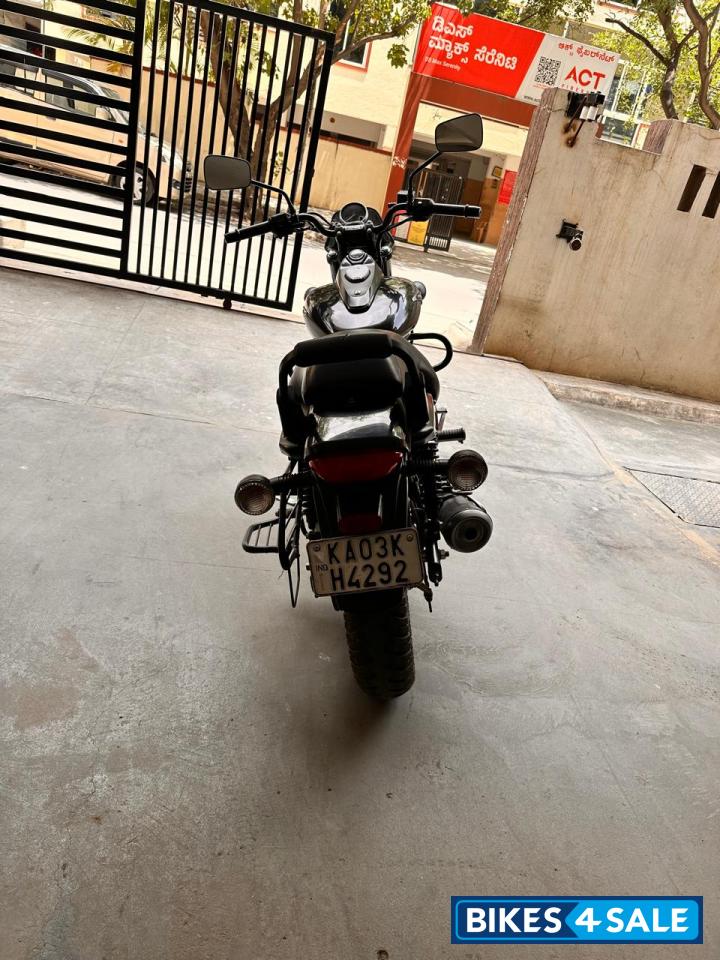 Bajaj Avenger Street 160 BS6