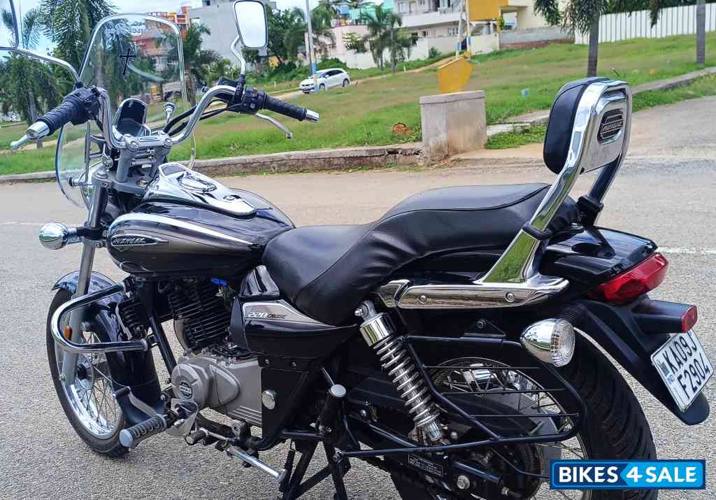 Bajaj Avenger Cruise 220