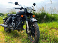 Royal Enfield Classic Stealth Black 2020 Model