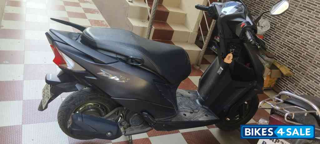 Honda Dio Deluxe
