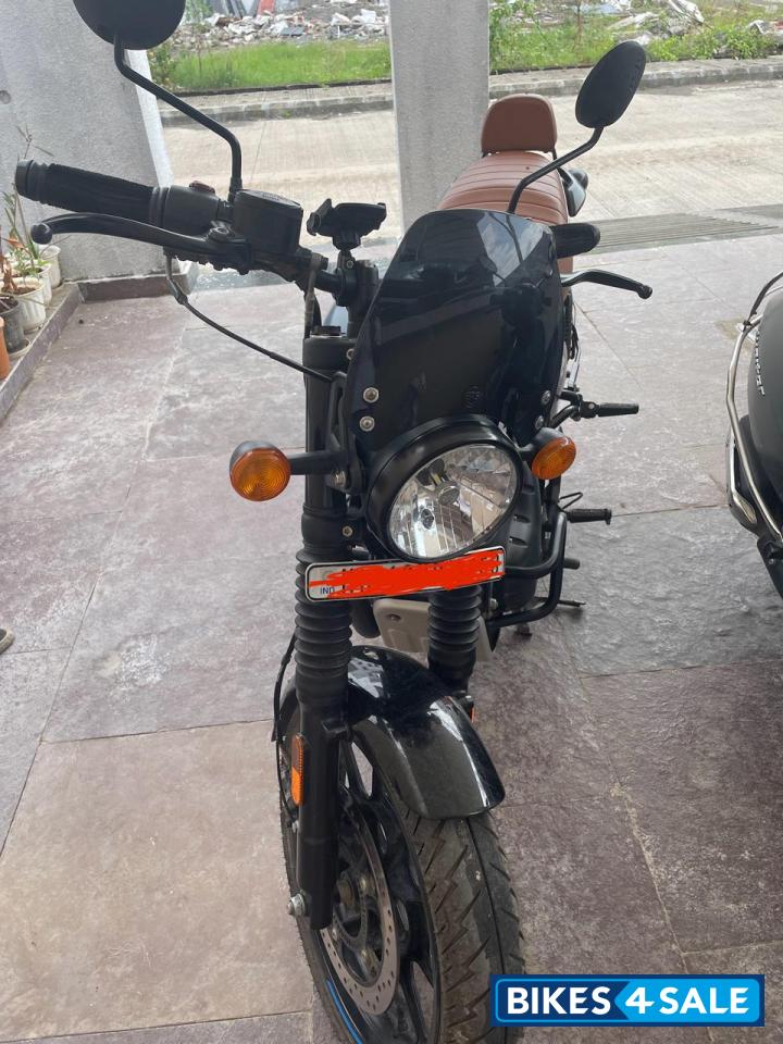 Royal Enfield Hunter 350 Metro