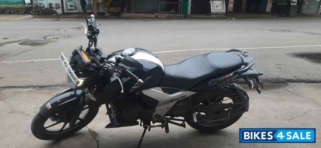 TVS Apache RTR 160 4V