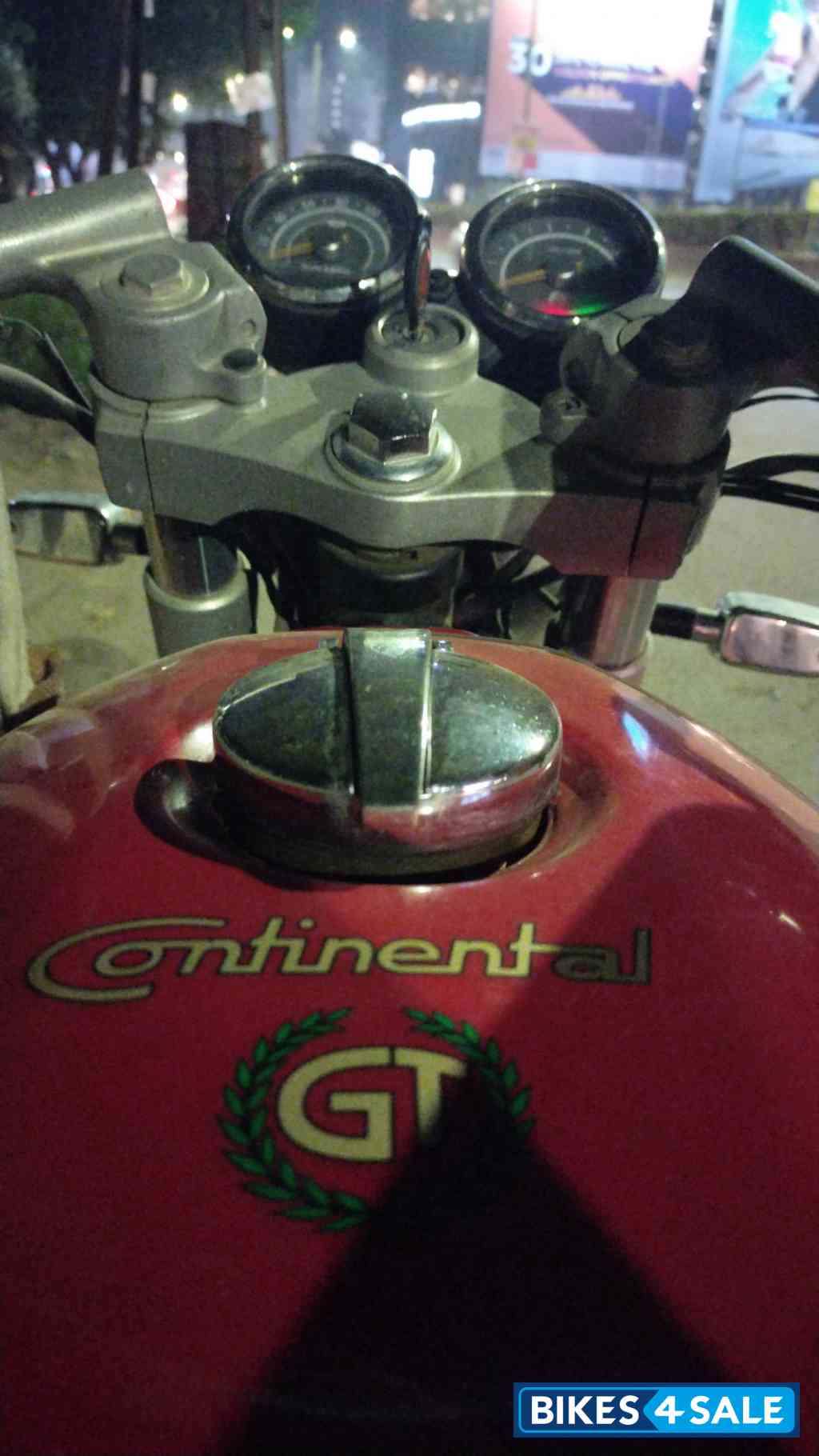 Royal Enfield Continental GT 535