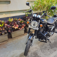 Matt Black Royal Enfield Thunderbird 350