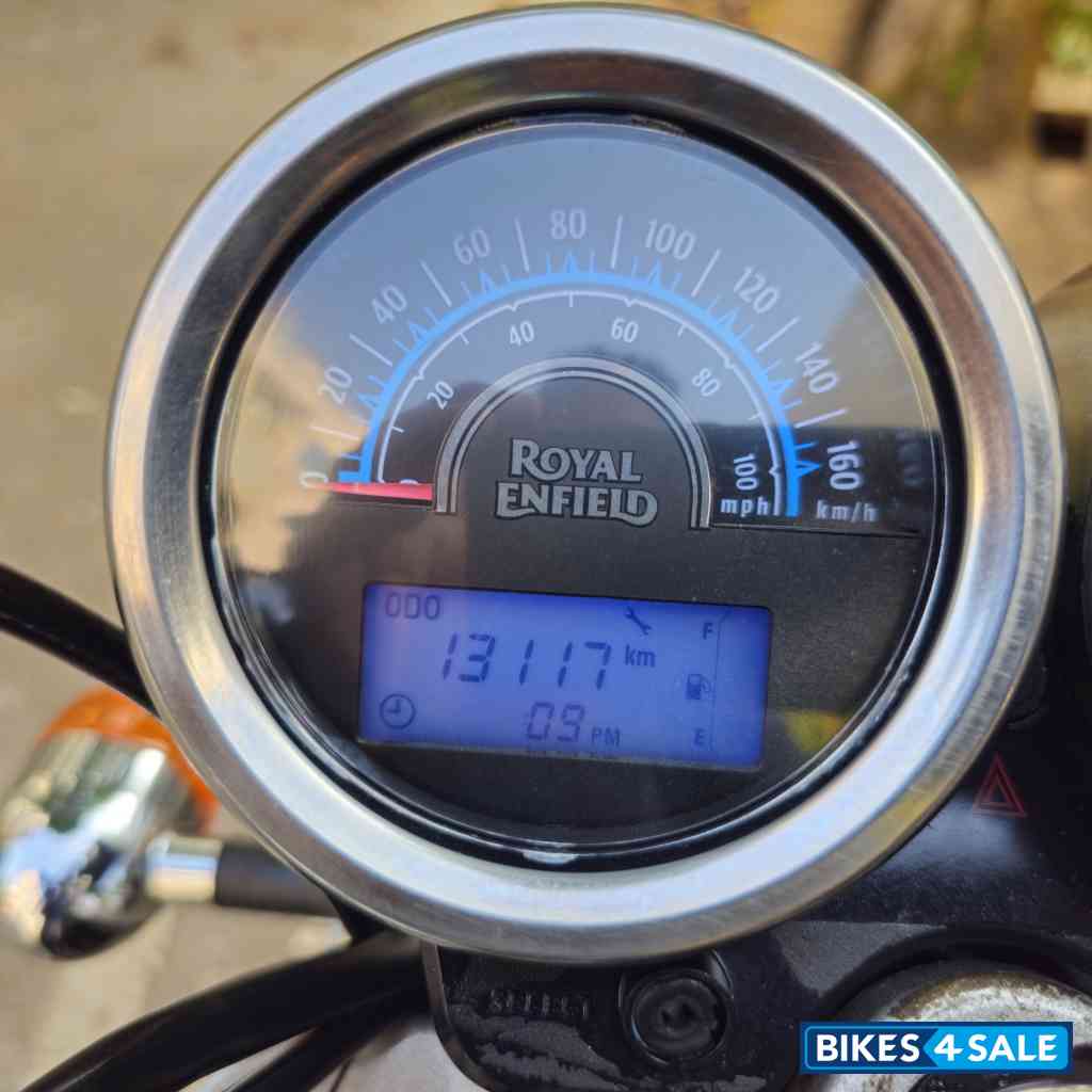 Matt Black Royal Enfield Thunderbird 350