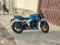 TVS Apache RTR 160 4V