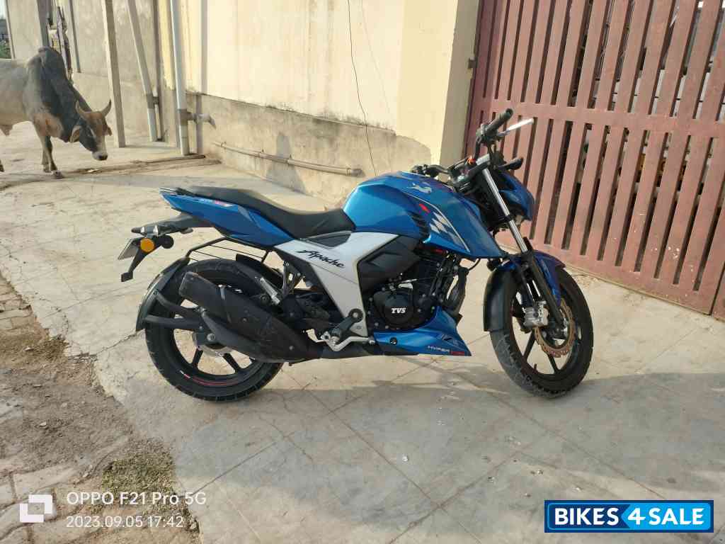 TVS Apache RTR 160 4V