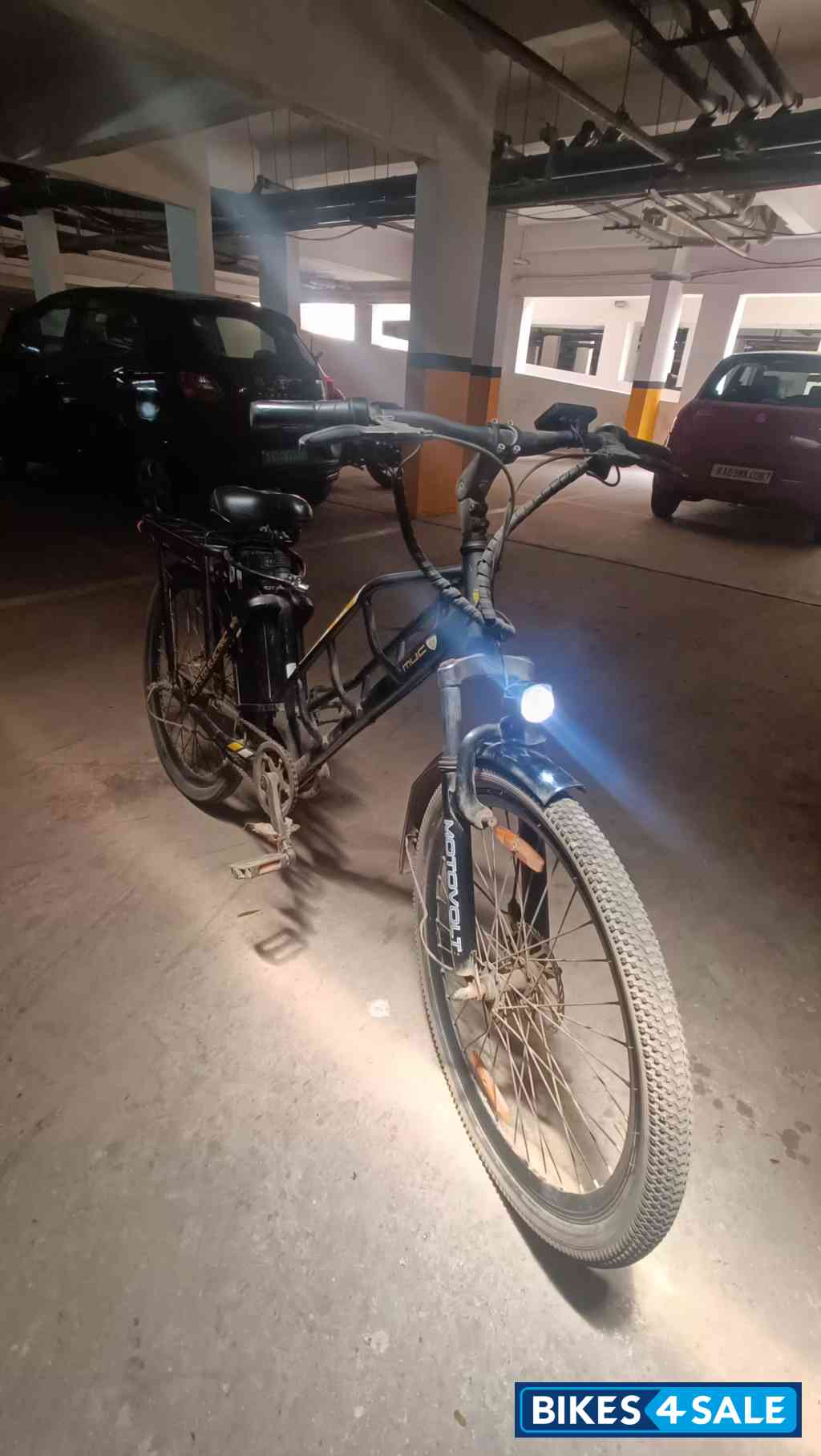 Black Motovolt Hum Black Motovolt Hum