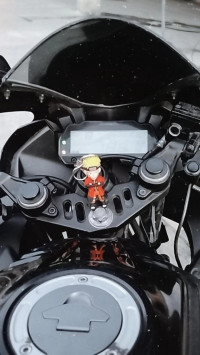 Black Yamaha YZF R15 V3