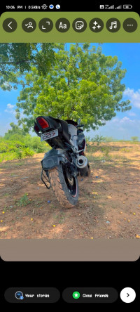 Black Yamaha YZF R15 V3