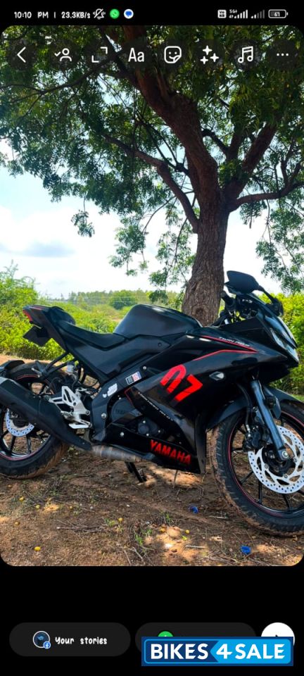 Black Yamaha YZF R15 V3 Black Yamaha YZF R15 V3