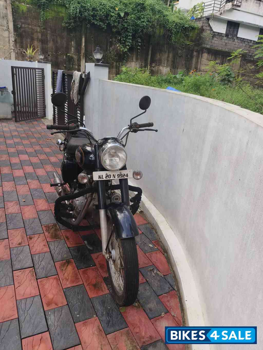 Royal Enfield Bullet 350