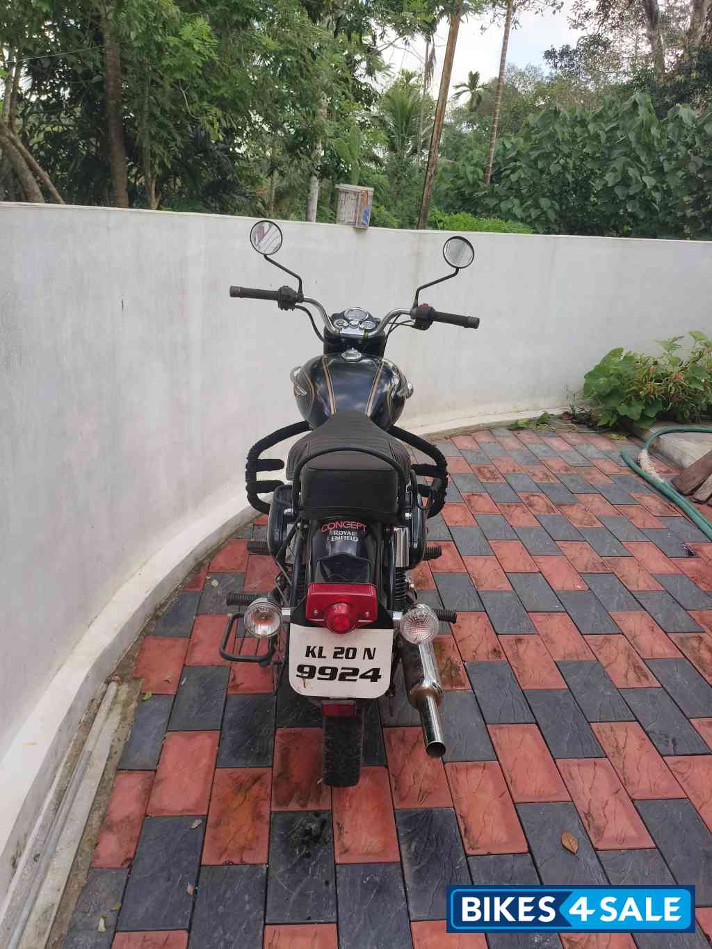 Royal Enfield Bullet 350