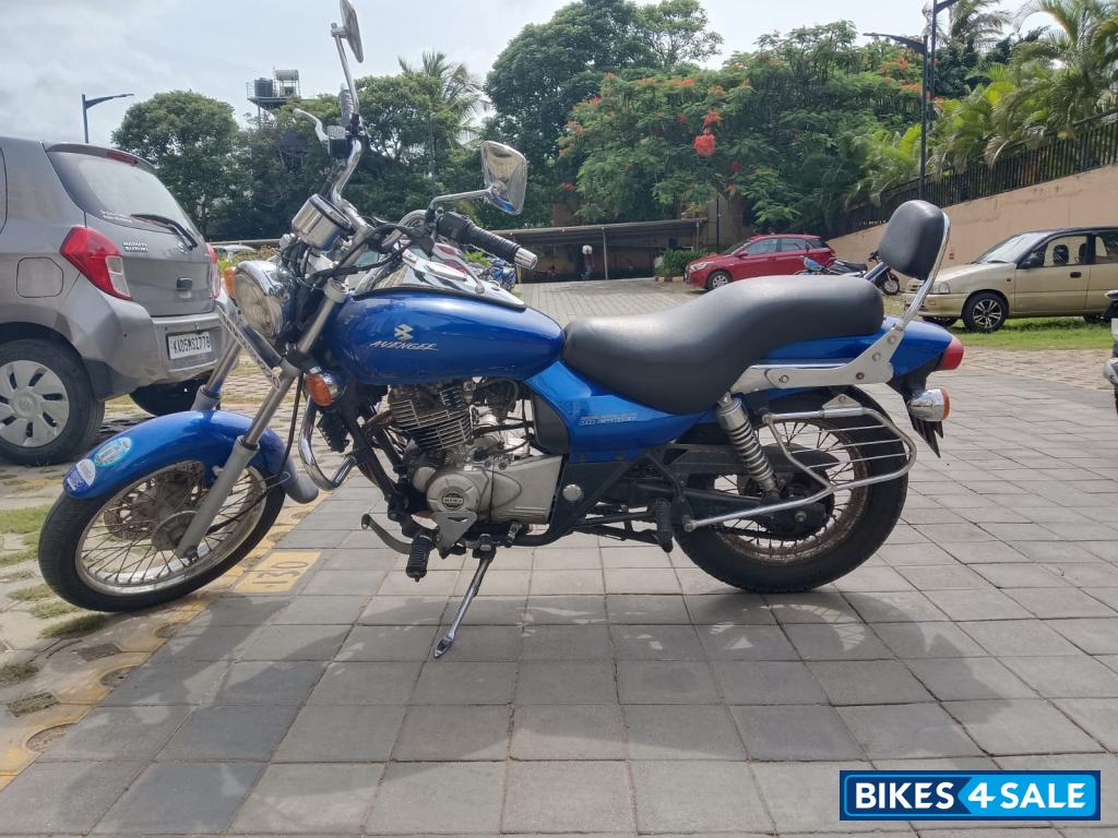 Bajaj Avenger Cruise 220