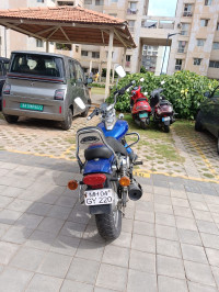 Bajaj Avenger Cruise 220