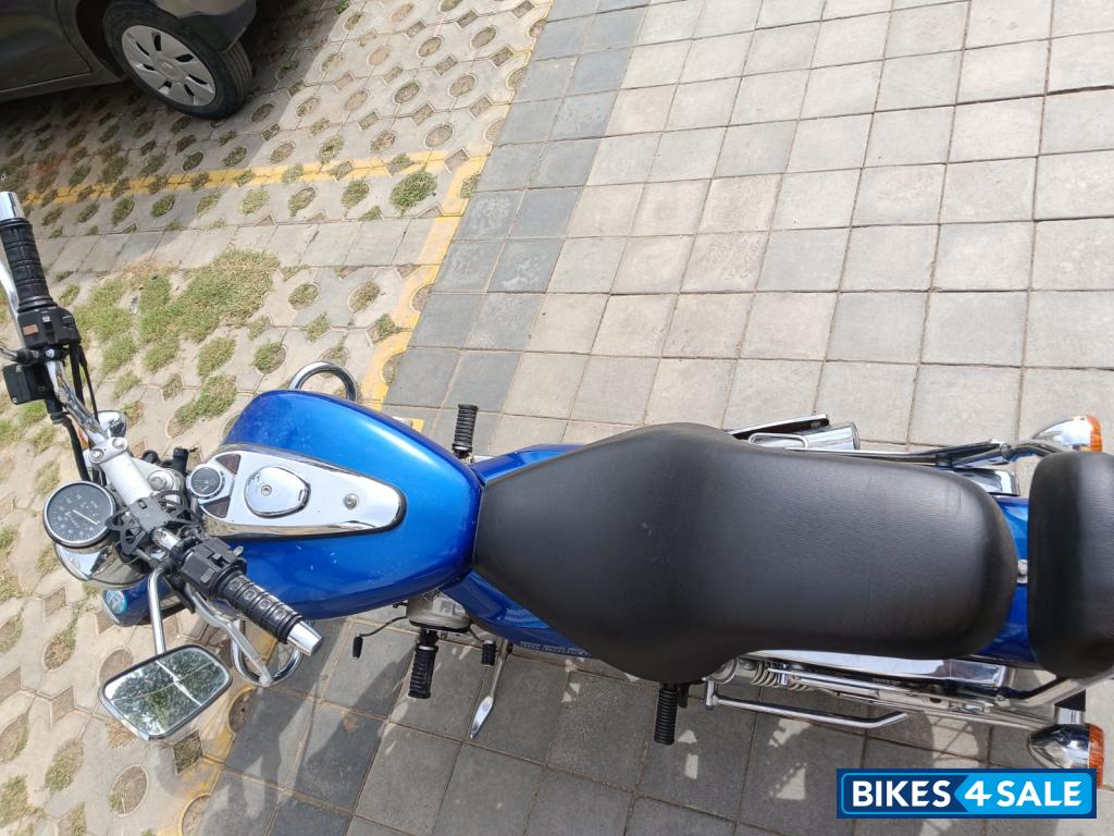 Bajaj Avenger Cruise 220