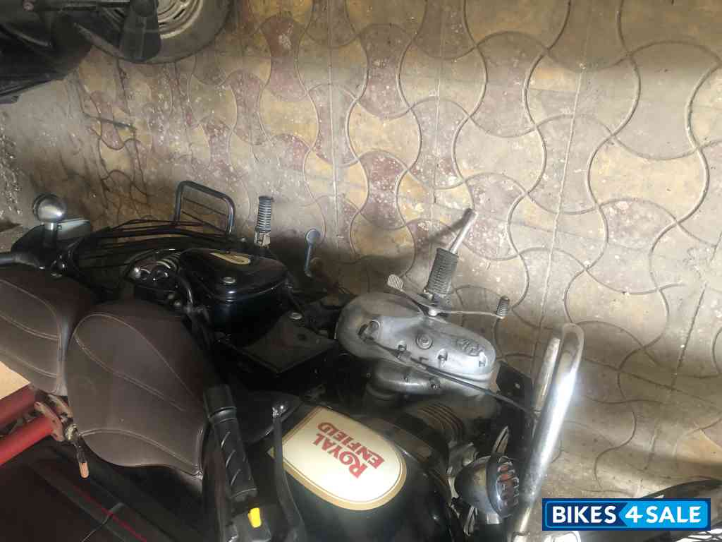 Royal Enfield Classic 350