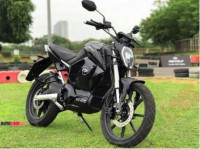 Revolt RV 400 2022 Model