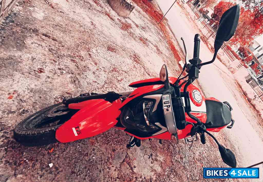 TVS Apache RTR 160 4V BS6