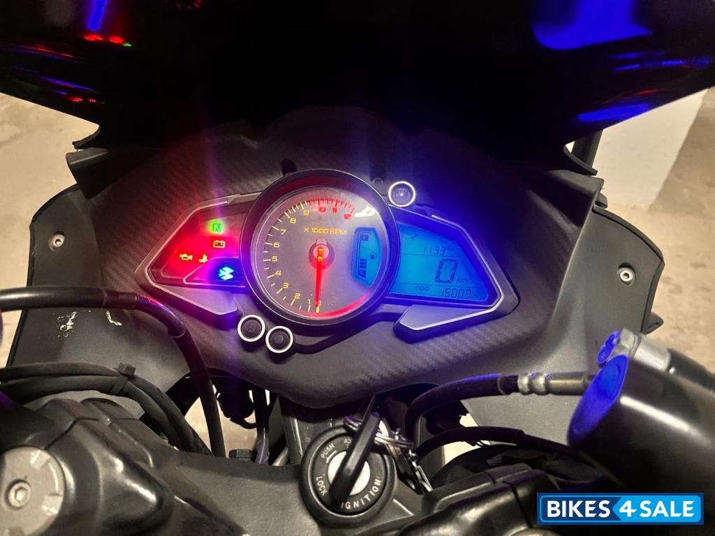 Bajaj Pulsar RS 200 Bajaj Pulsar RS 200