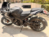Bajaj Pulsar RS 200