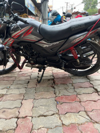 Grey Honda CB Shine SP