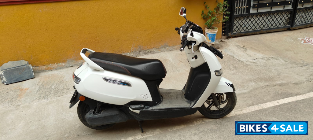 White TVS iQube Electric