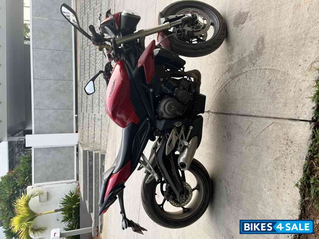 Triumph Street Triple