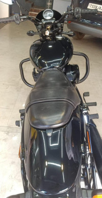 Vivid Black Harley Davidson Street 750