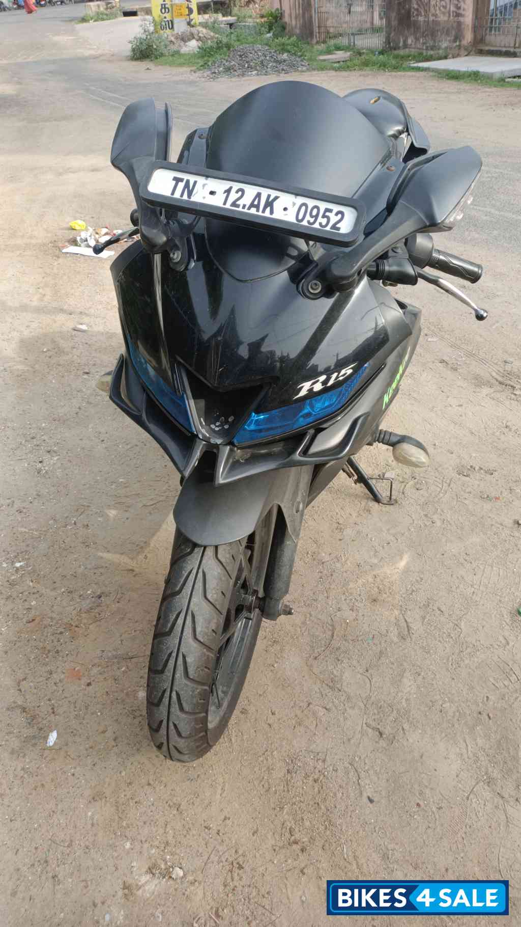 Black Yamaha YZF R15 V3 BS6