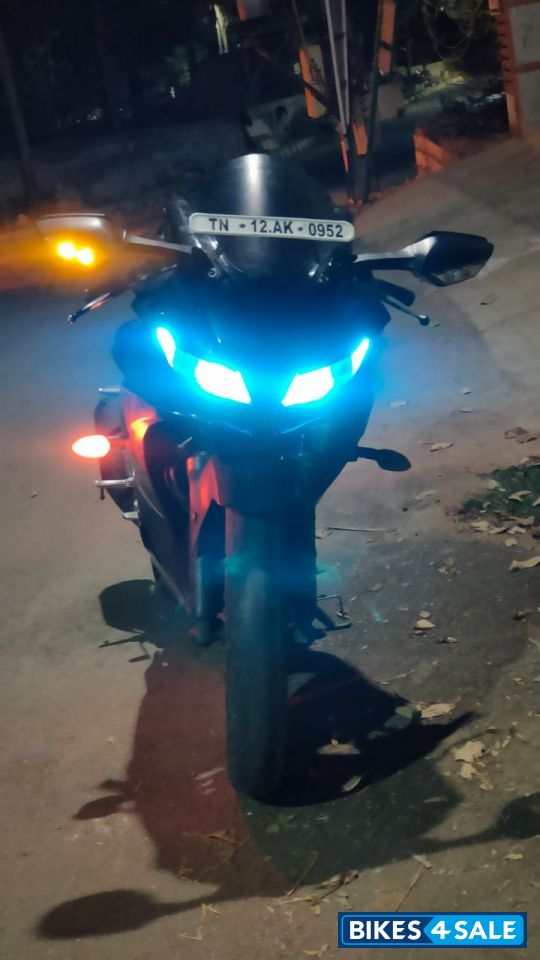 Black Yamaha YZF R15 V3 BS6