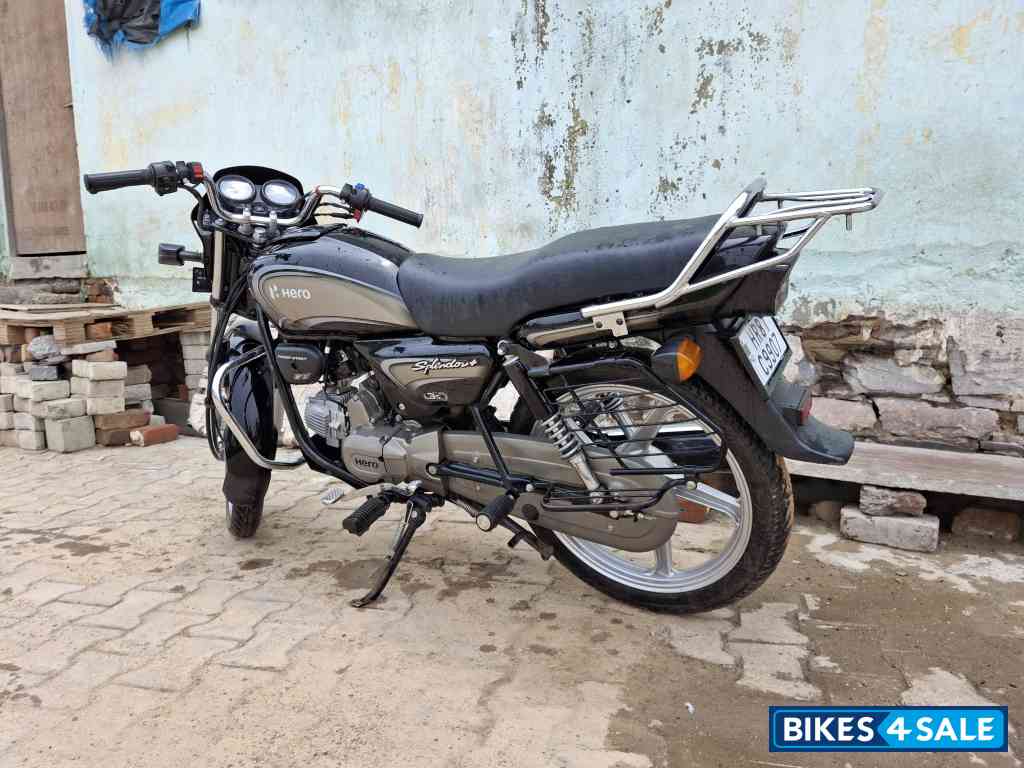 Black Grey Stripe Hero Splendor Plus IBS i3s