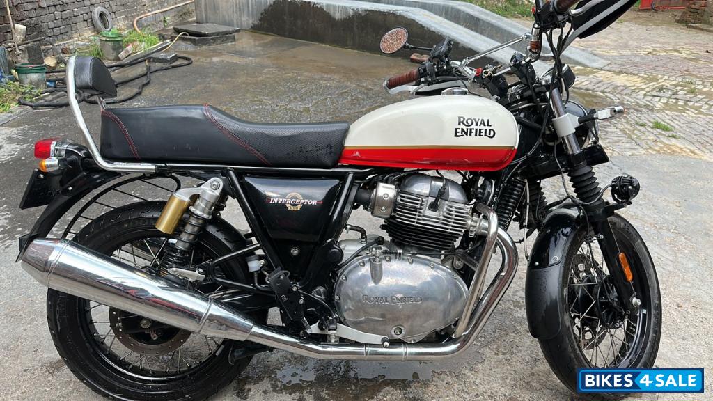 Royal Enfield Interceptor 650 Twin