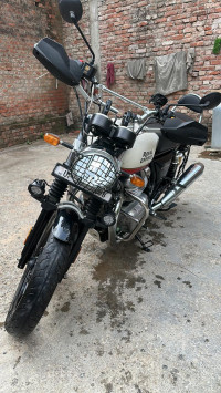 Royal Enfield Interceptor 650 Twin