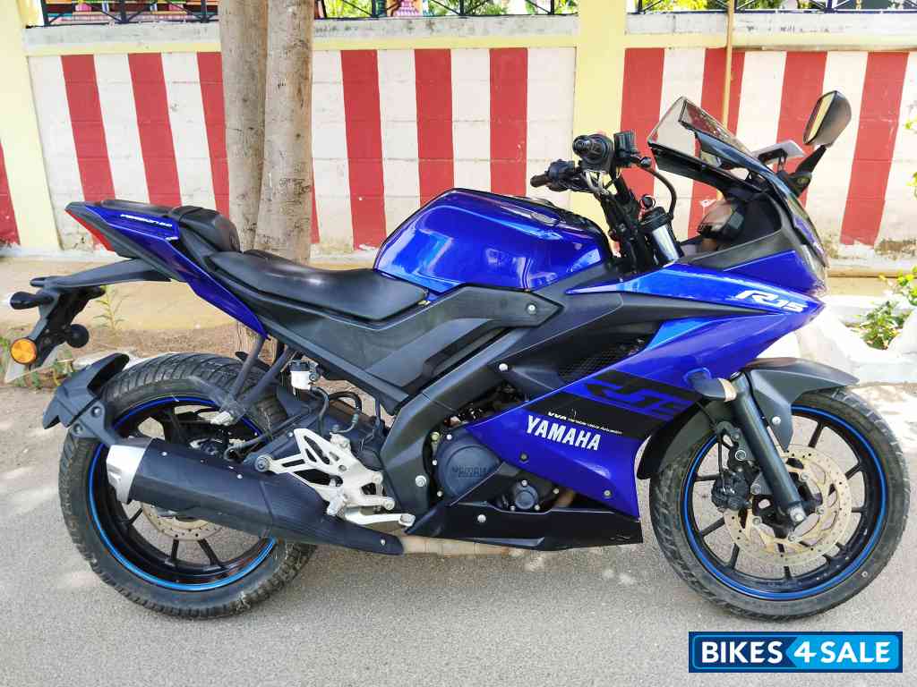 Blue Yamaha YZF R15 V3