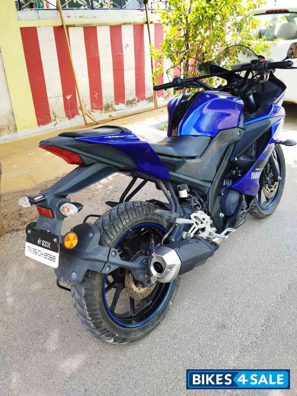 Blue Yamaha YZF R15 V3
