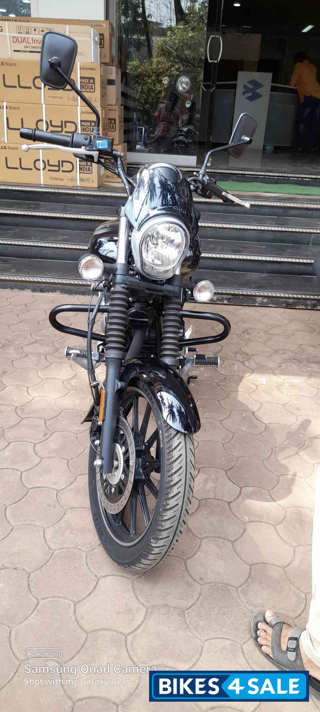 Bajaj Avenger Street 160