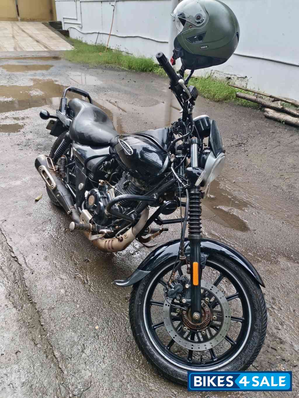 Bajaj Avenger Street 160