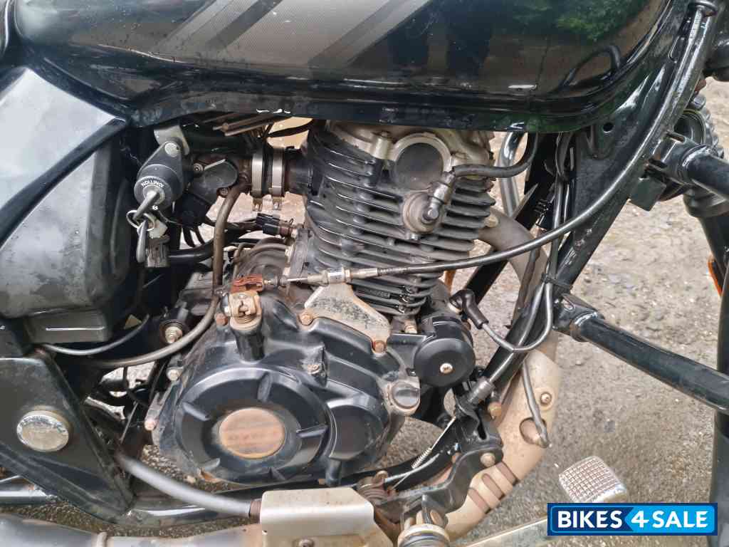 Bajaj Avenger Street 160