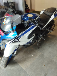 Bajaj Pulsar RS 200 2017 Model