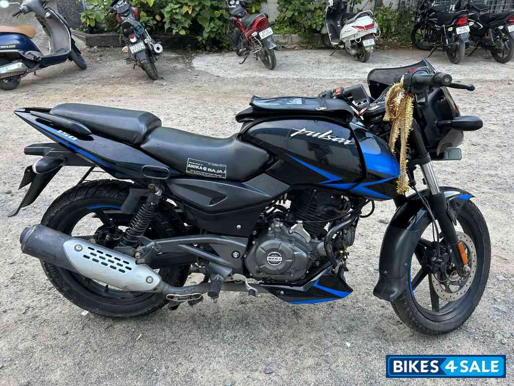 Bajaj Pulsar 150 Twin Disc BS6