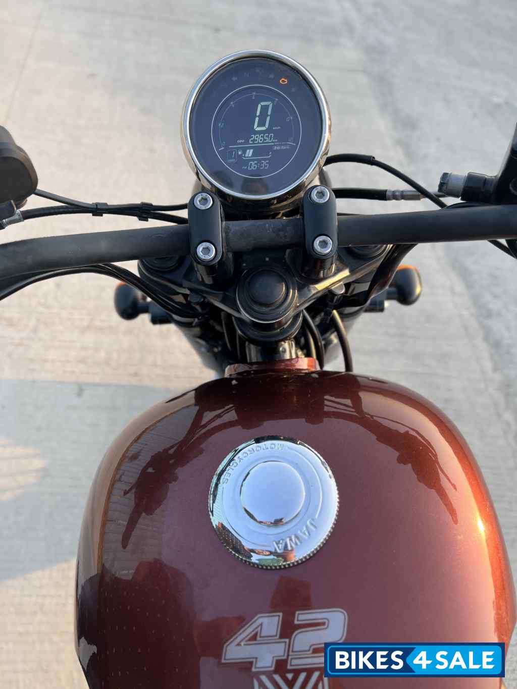 Mystic Cooper Jawa 42 Bobber Dual Channel ABS