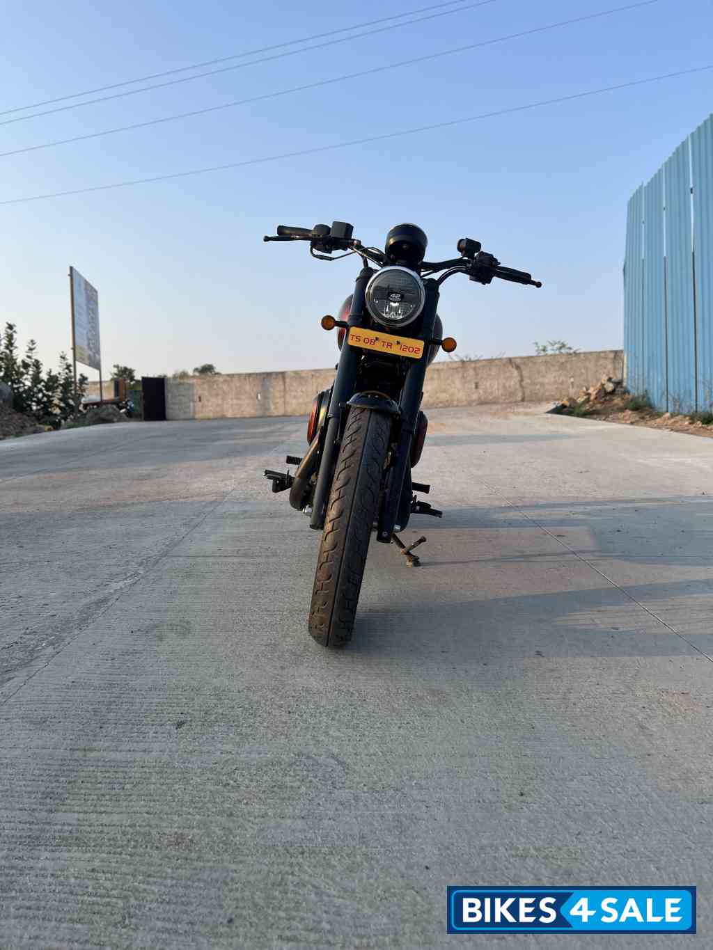 Mystic Cooper Jawa 42 Bobber Dual Channel ABS