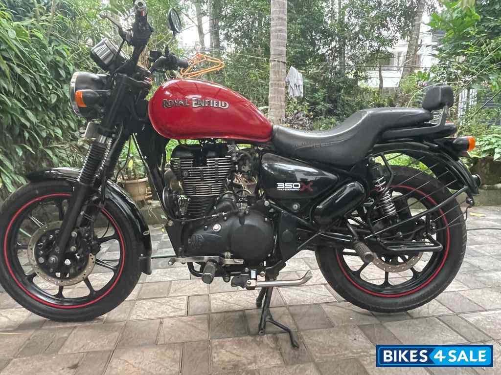 Red Royal Enfield Thunderbird X 350