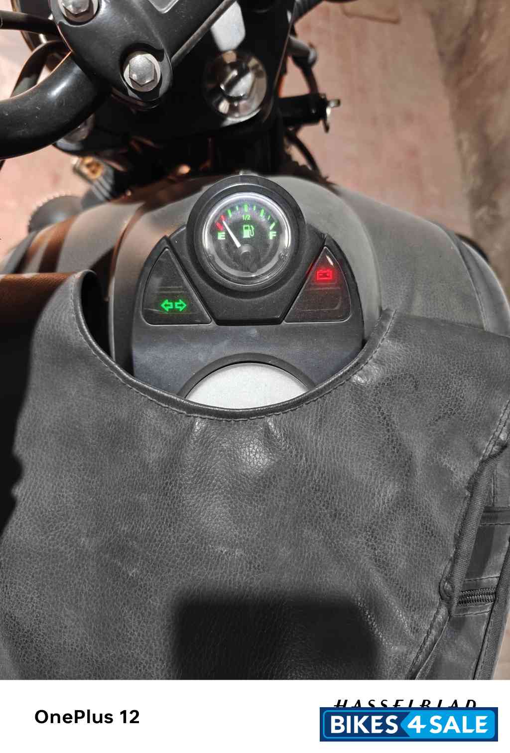 Dark Blue Bajaj Avenger Street 150