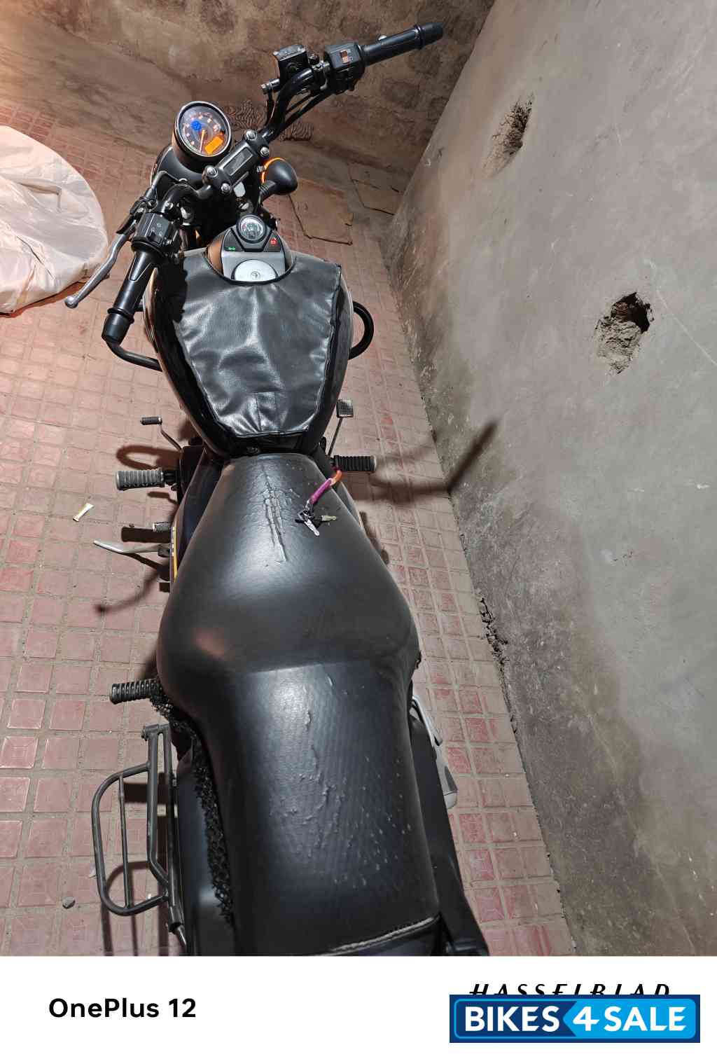 Dark Blue Bajaj Avenger Street 150