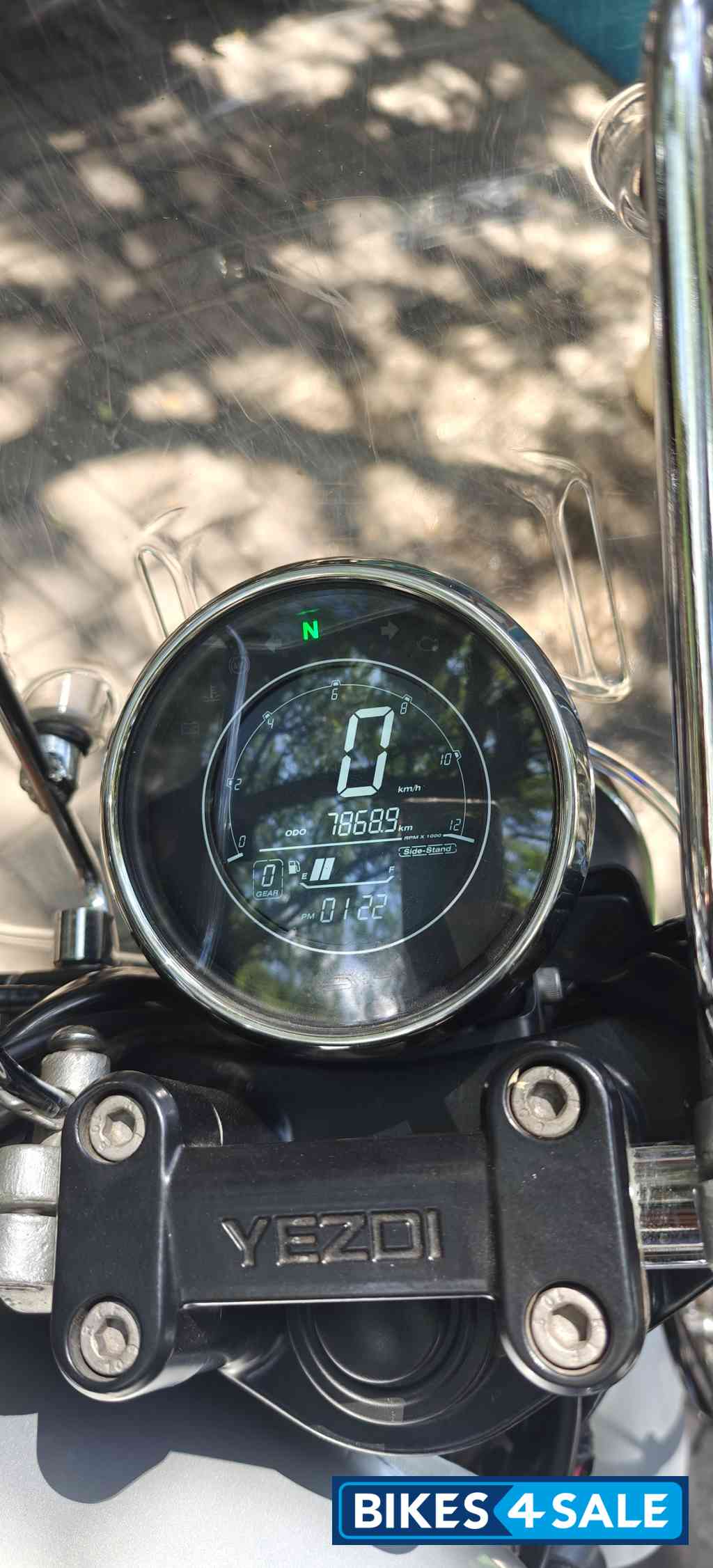 Yezdi Roadster Chrome